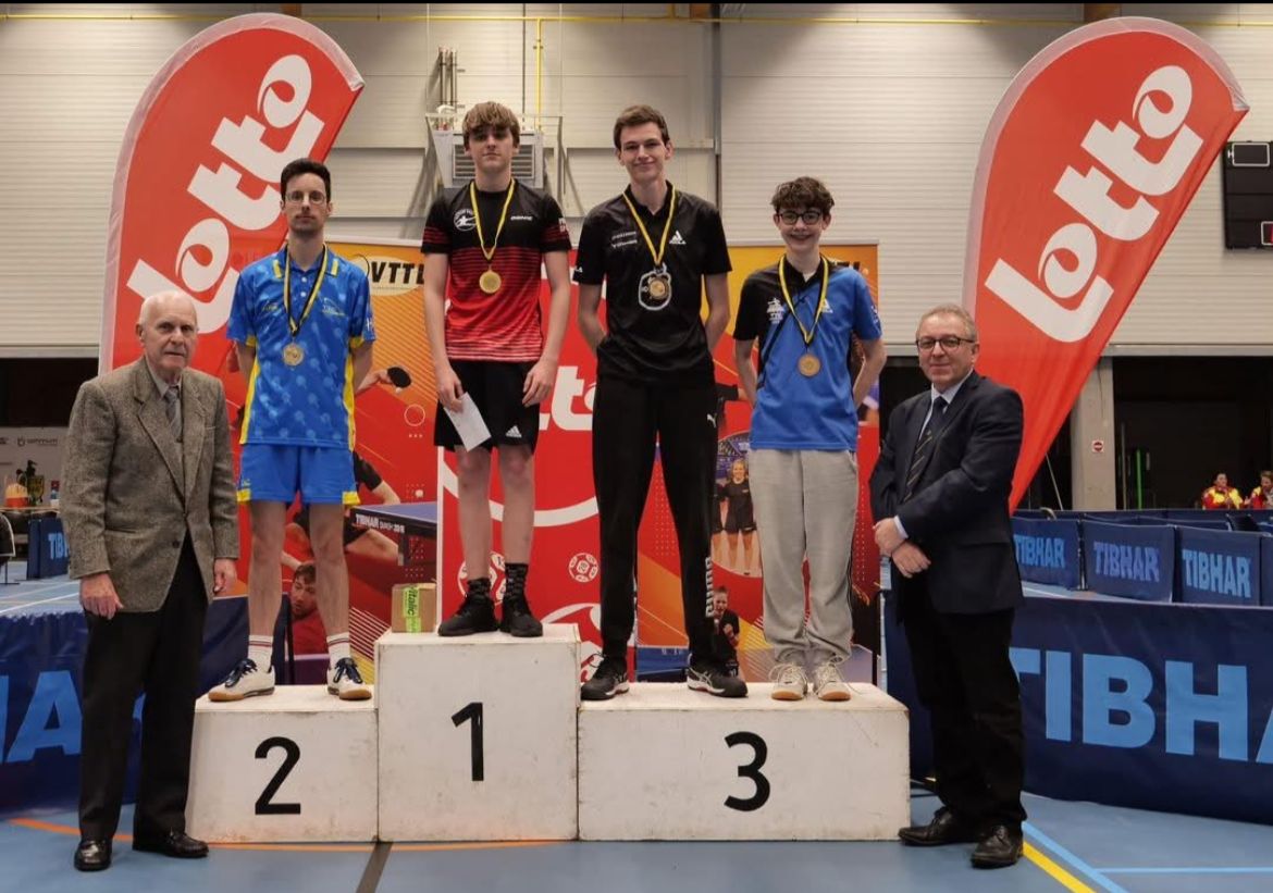 Medaille-uitreiking bij het tafeltennis
